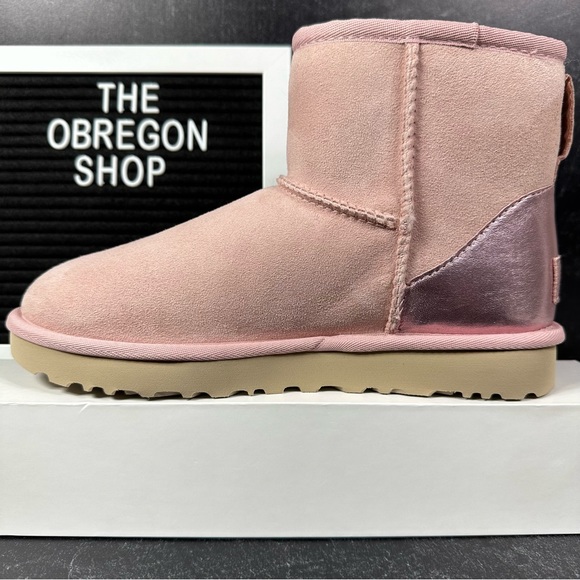UGG CLASSIC MINI II METALLIC WOMENS SUEDE BOOTS SIZE 6 WOOL PINK NEW - Picture 8 of 10